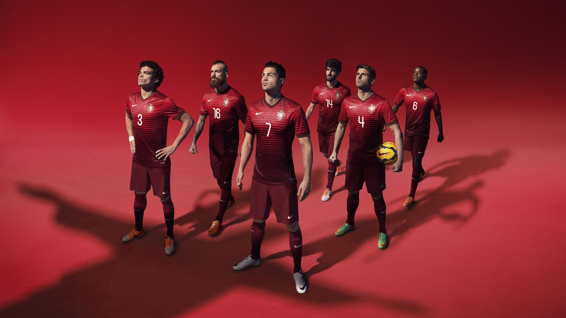 “中国女足在国际赛场奋勇拼搏，续写辉煌篇章”，中国女足出局